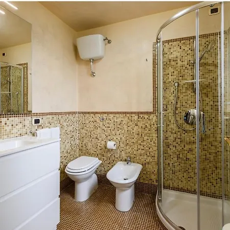 Alojamento de Acomodação e Pequeno-almoço Casa Rossa Florença